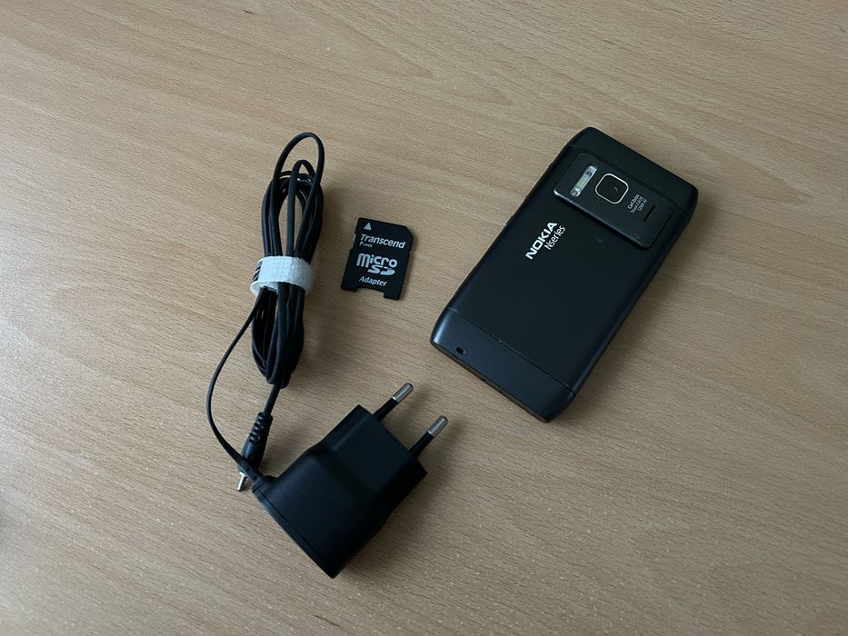 Nokia N8 черен запазен