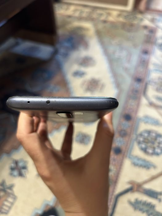 Xiomi redmi 9 смартфон в доста запазено състояние