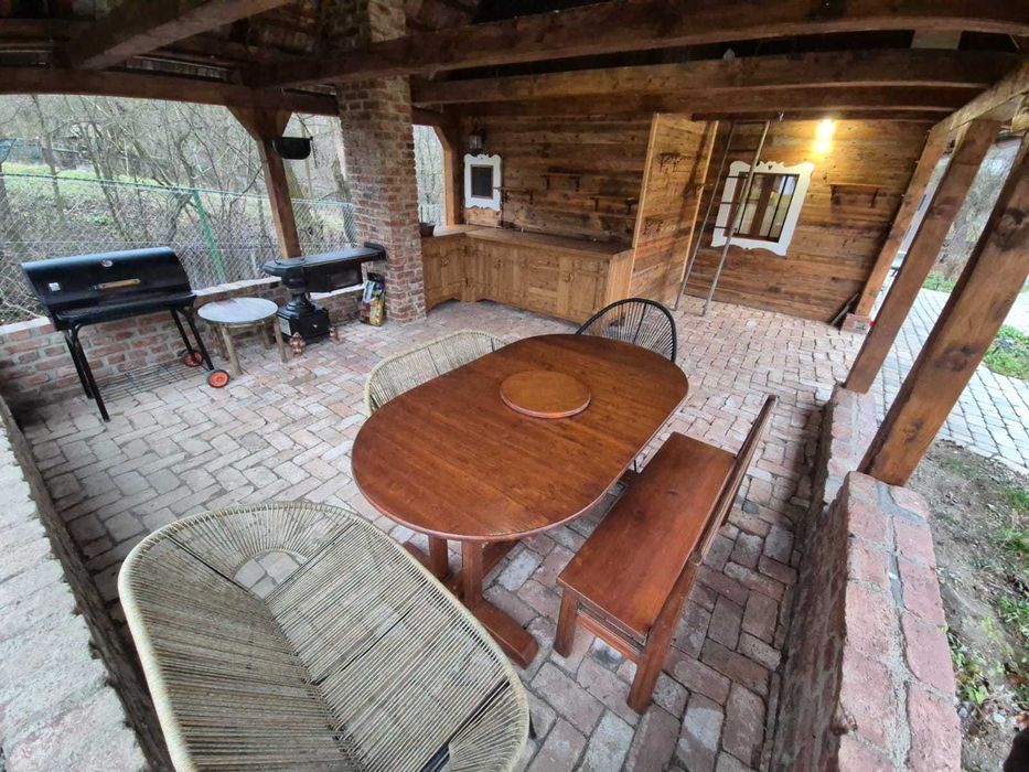 inchiriez casa traditionala jud Covasna, 30 km fata de Brasov