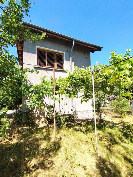 Продава се Къща в Перник, Изток - 86 кв.м за 640 €/кв.м - Снимка #1