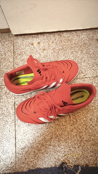 Детски спортни обувки Адидас