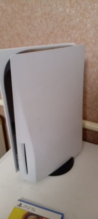 Продам PlayStation 5