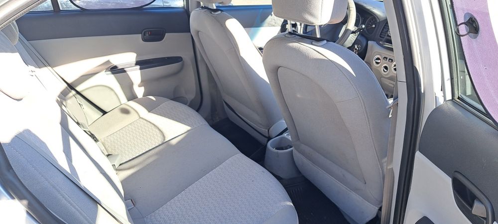 Hyundai accent 2008 propitar de nou 112000km