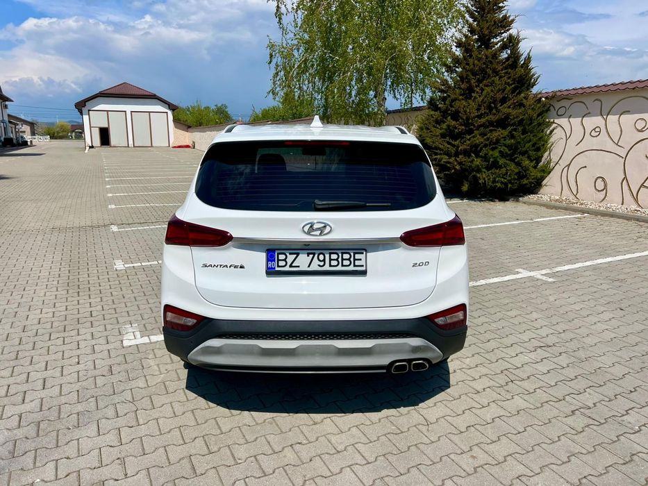 Hyundai Santa Fe   2.0 D 2×4 2018  165000km