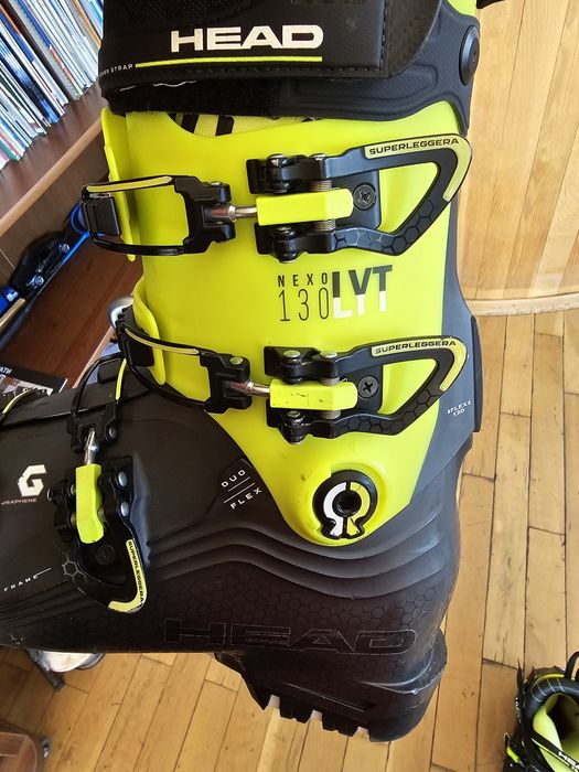 Ски обувки на HEAD Nexo LYT 130
