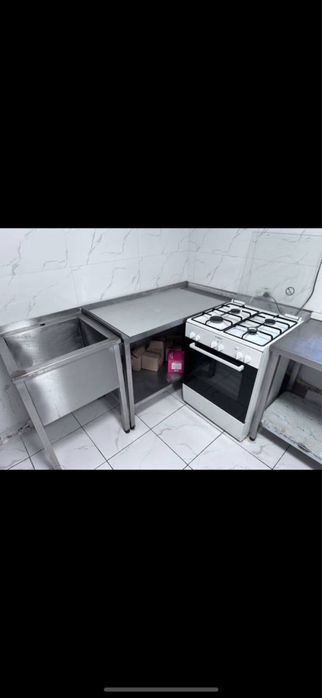 Металлические производственные столы