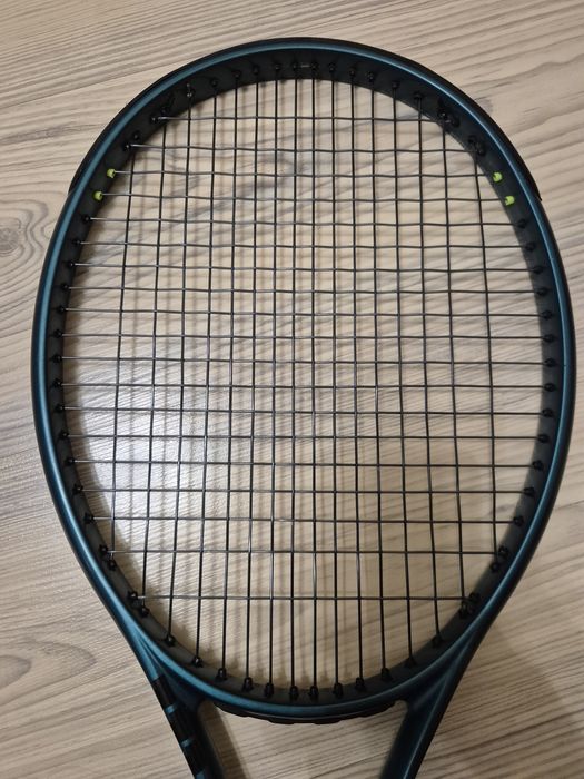 2 бр. Тенис ракети Wilson blade V9
