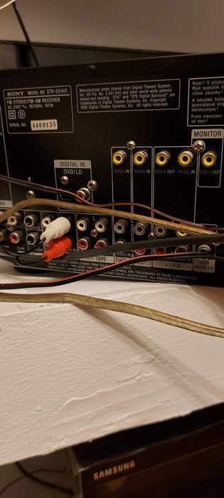 Ofer spre vânzare amplificator audio Sony