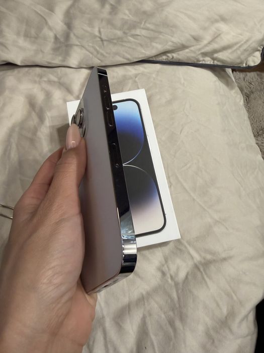 Телефон iphone 14pro 128gb