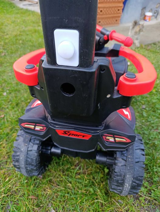 ATV de jucarie  cu maner