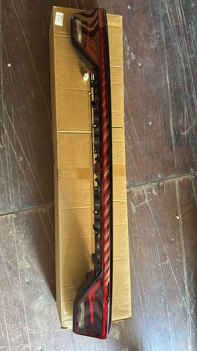 Фонарь центральный Джили Эмгранд 2022 - / Geely Emgrand 2022 -