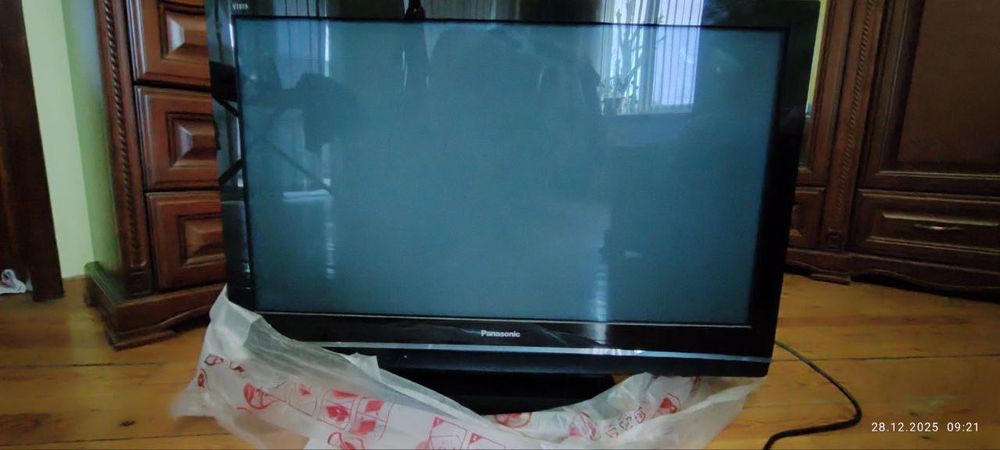 Плазменный телевизор Panasonic 42” + приставка UzDigital TV