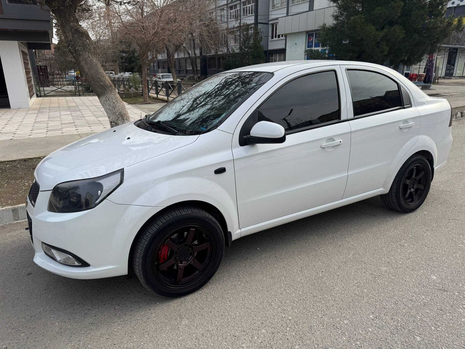 Продается Nexia 3/2 позиция 2019 год.