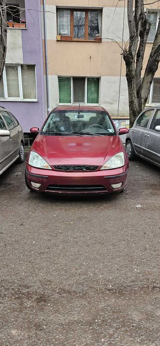 Продавам Форд Фокус