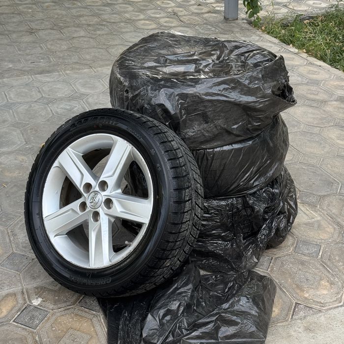 Диски Камри R17 оригинал без сварки
