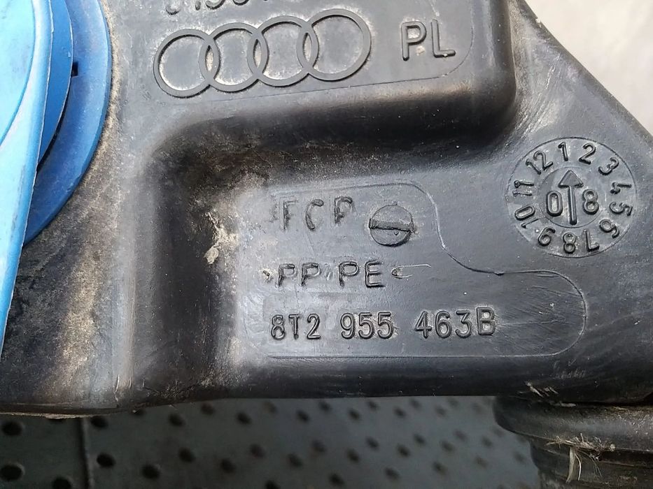 Gat umplere vas spalator parbriz audi a5 8t 8t2955463b