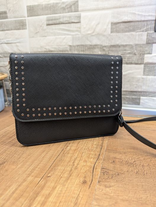 Дамска чанта в отлично състояние