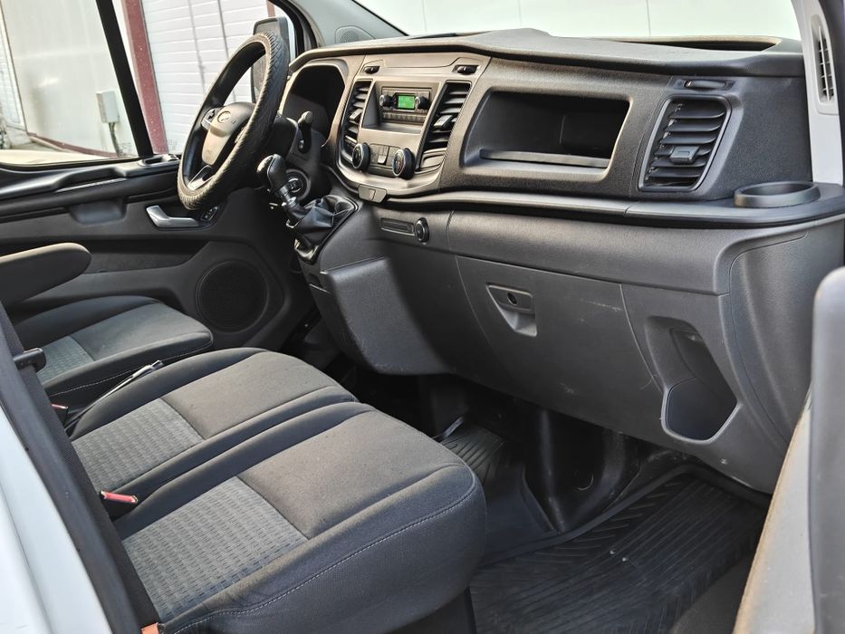 Ford Tranzit Custom Supraînălțat 2018 E6/2.0 Tdci-130 cp Manuală /3Locuri+Marfă