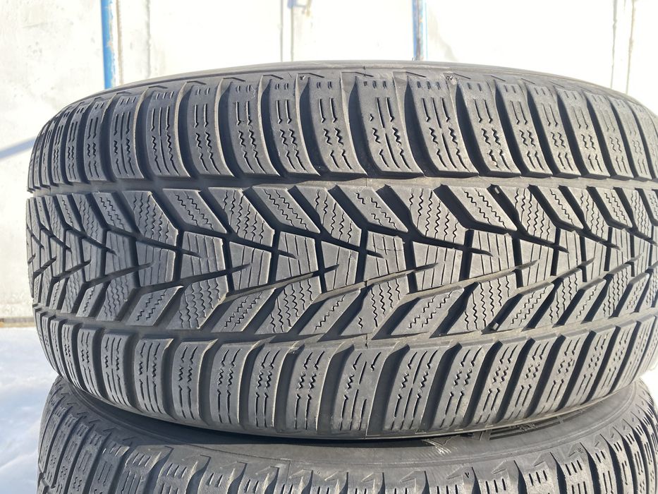 Шины 235/55/17 пара бу ханкок