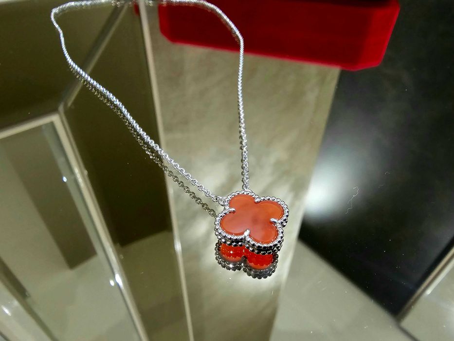 Van Cleef & Arpels VCA Silver Red 1 Motif Alhambra Clover Дамско Колие