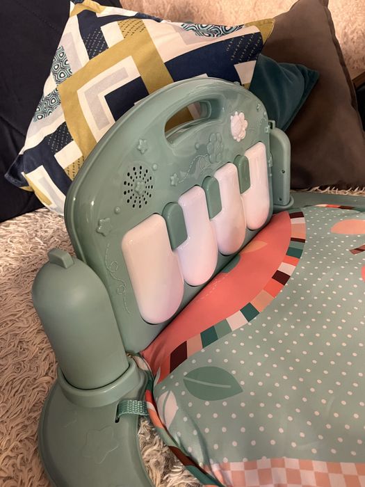 Развиваюший коврик