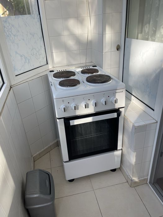 Дава се под наем Двустаен апартамент в Бургас, Център - 78 кв.м за 408 € - Снимка #8