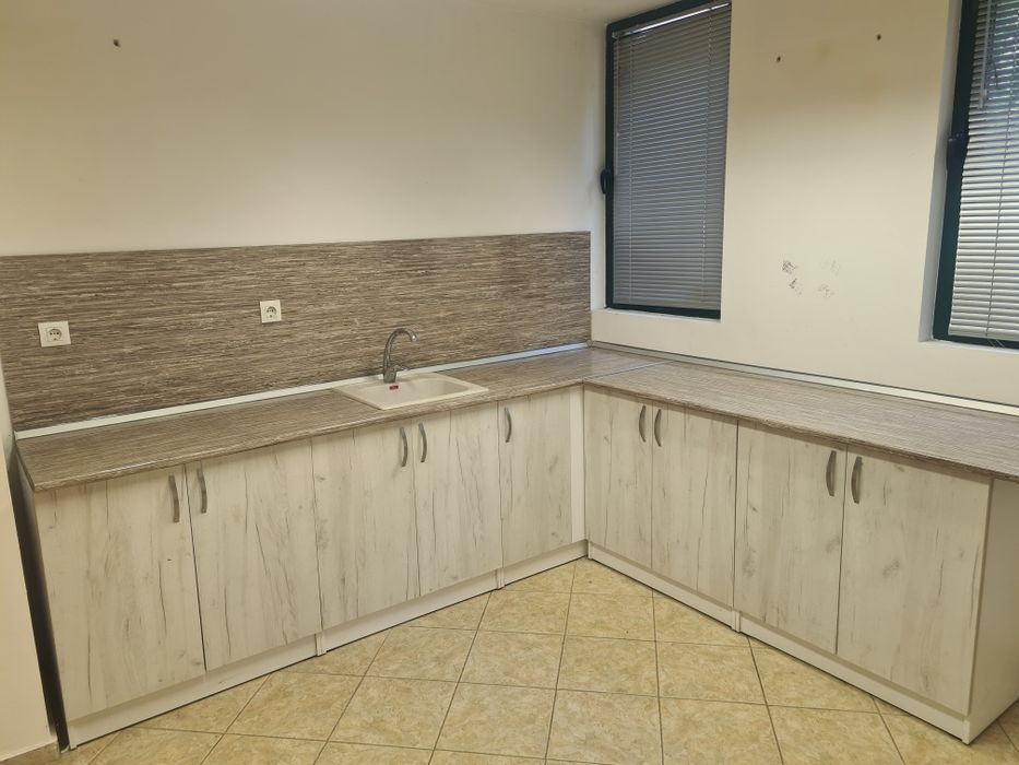 Продава се Офис в Пловдив, Гагарин - 120 кв.м за 6 €/кв.м - Снимка #6