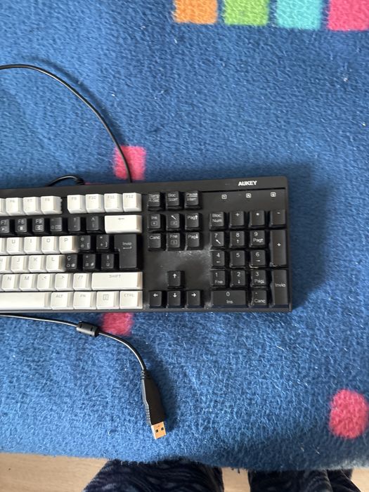 Геиминг клавиятура