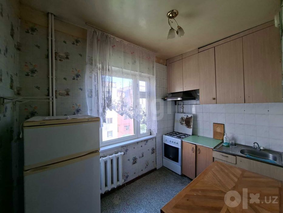 ПРОДАЁТСЯ 2-комнатная квартира, переделанная в 3-комнатную! (157)