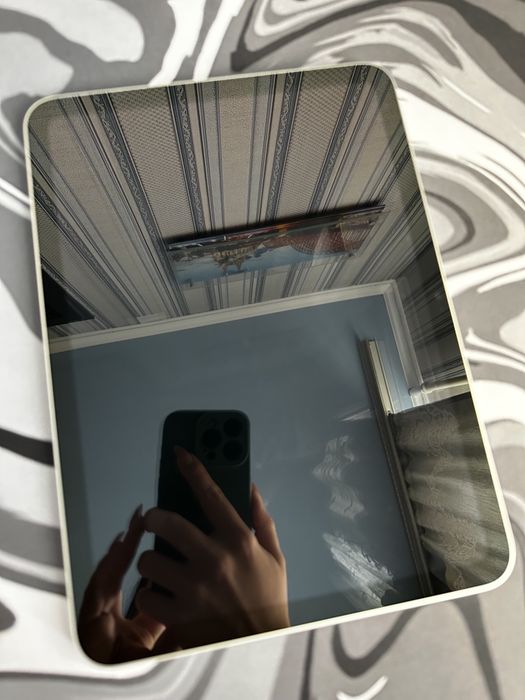 iPad 10 (2022) [64 Гб]  [Wi-Fi]
