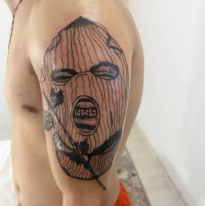 Realizez Tatuaje Permanente.