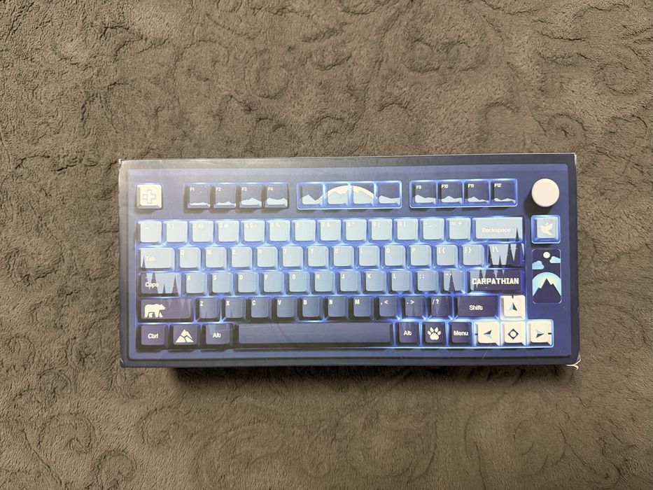 Tastatura Qwerty mecanica QK75-Carpathian + mousepad