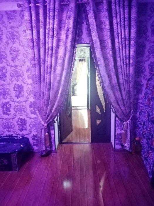 Uy sotiladi bostonliqda