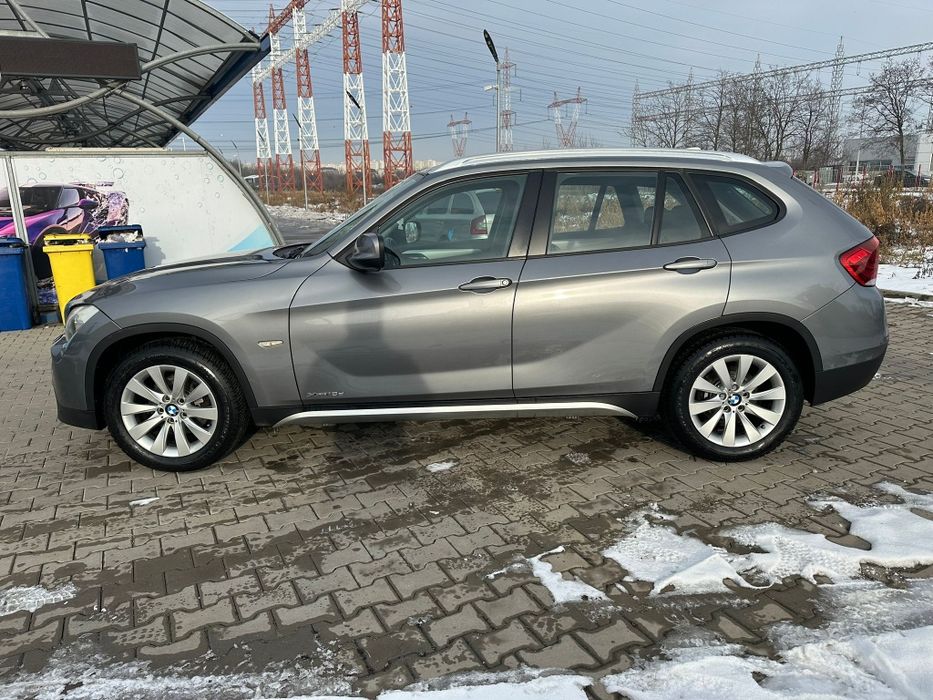 BMW X1 2011 — imagine 5