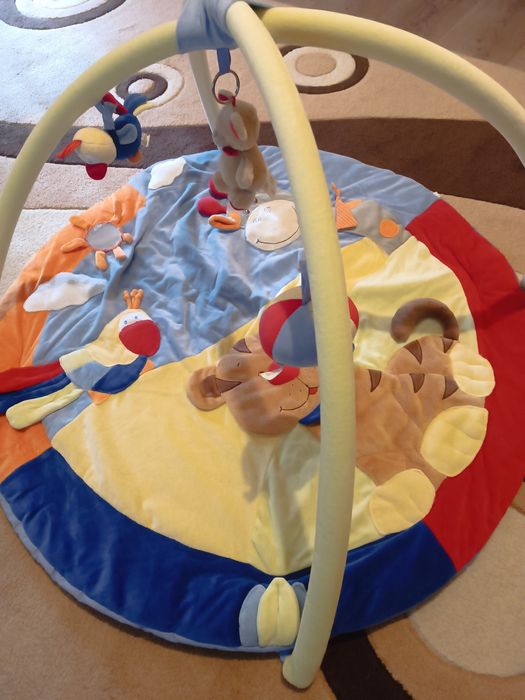 Centru interactiv/Covor de joacă