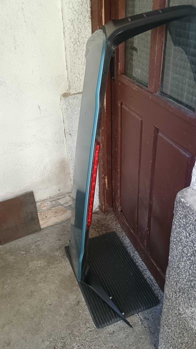 Заден спойлер 5 врата Хюндай кона