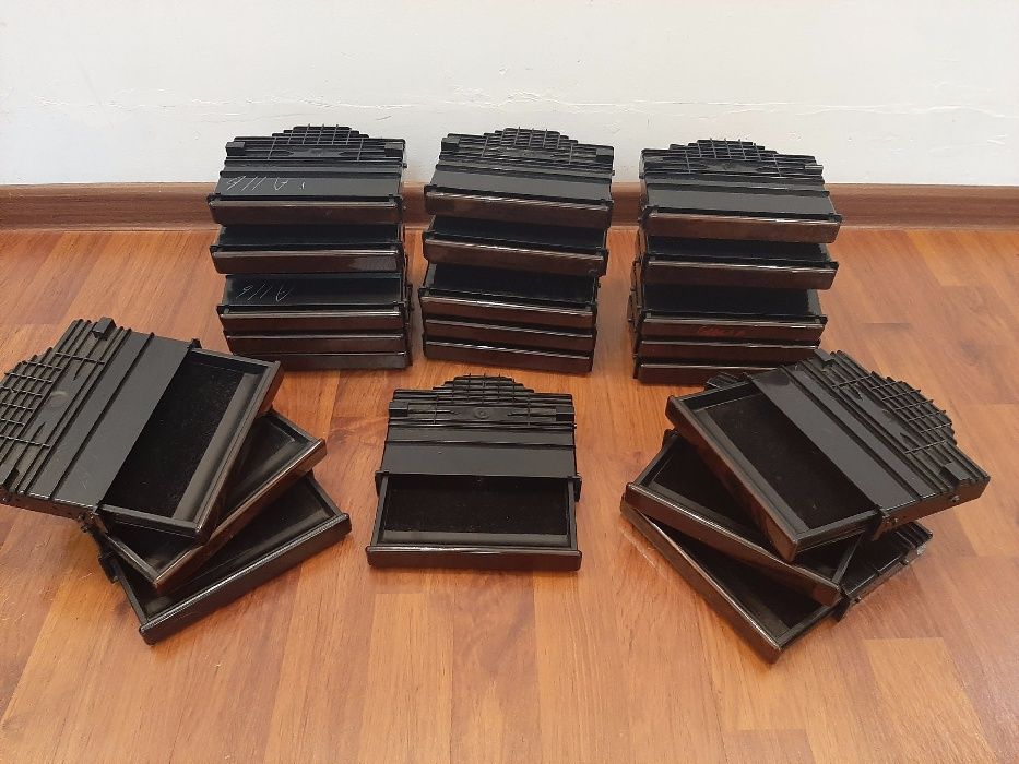 Продам Карман Toyota Camry Gracia Toyota Mark II