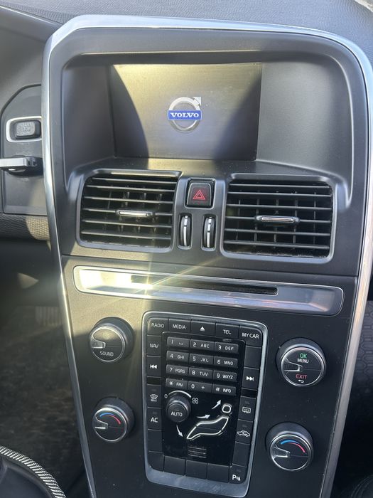 Fuzetă dreapta față Volvo XC 60 2.4 D 2012