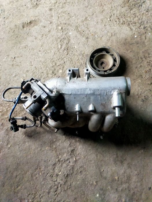 Коллектор впускной