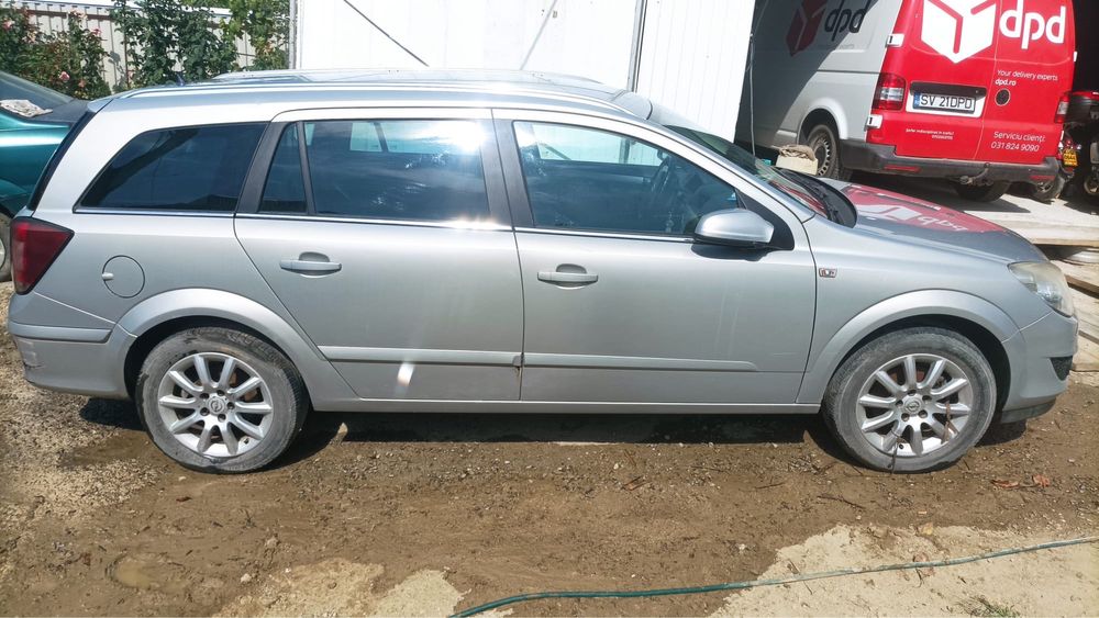 Ori ce piesa disponibila