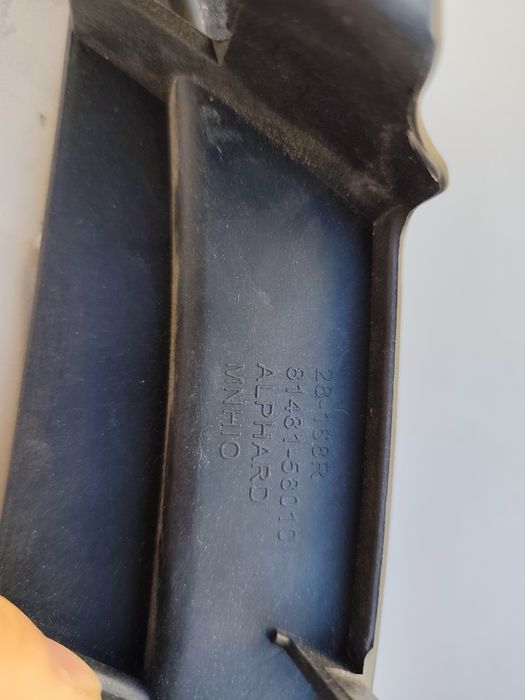 Туманник  toyota Ipsum рестайл, alphard