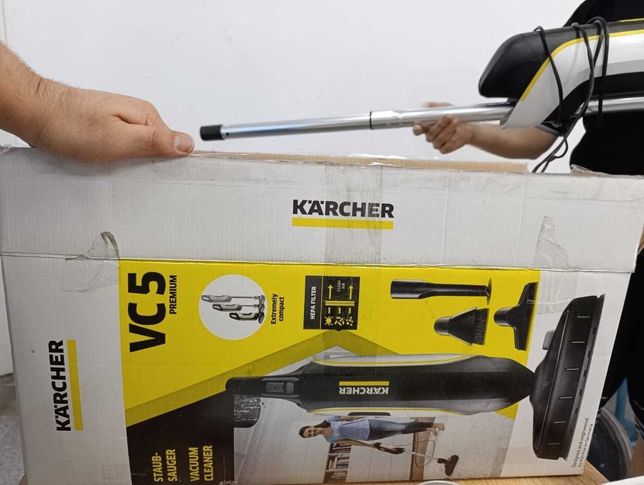 Вертикальный пылесос Kärcher VC 5 Premium (б/у)