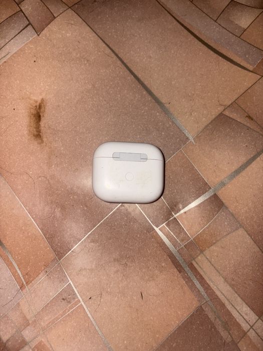 Наушники  AirPods 4 белый