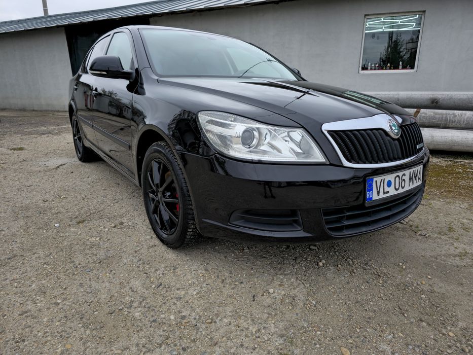 SKODA Octavia 2012 — imagine 2