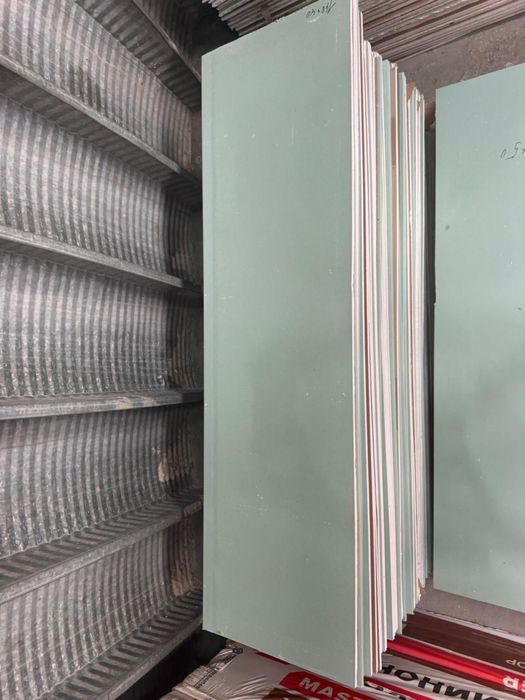 Продам Гипсокартон б/у