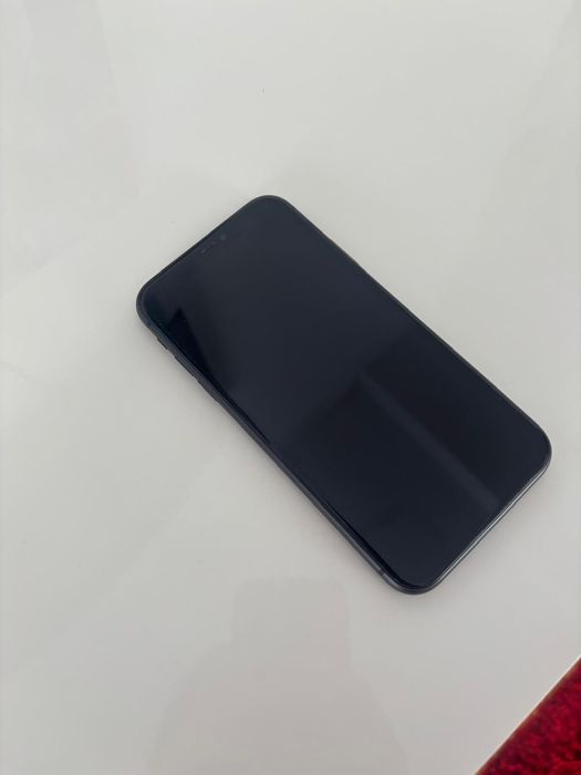 Iphone 11,foarte bun