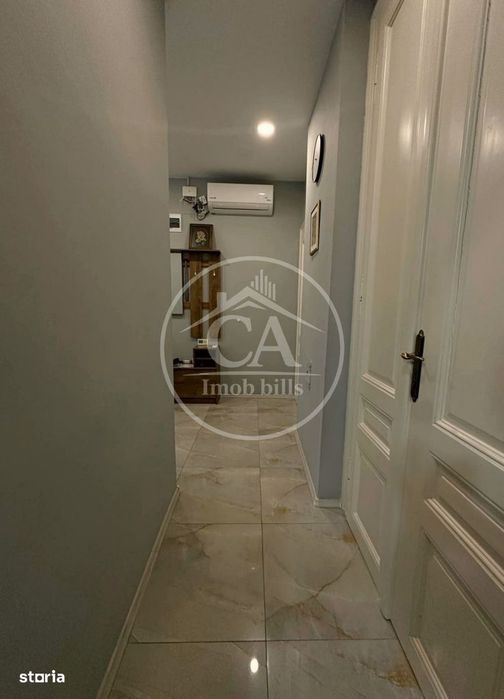 Apartament de vanzare cu 2 camere zona Centrala, Oradea