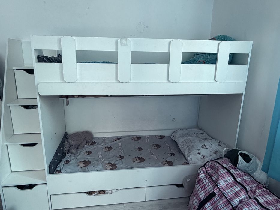 Детская кровать.