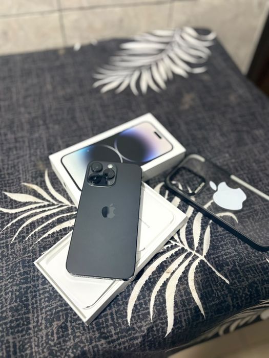 Iphone 14 pro max impegabil nu are nicio zgarietura megre perferct mai multe detali suna ,mesaj la +40 736 715 726