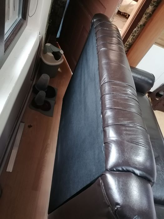 Кожен двоен диван